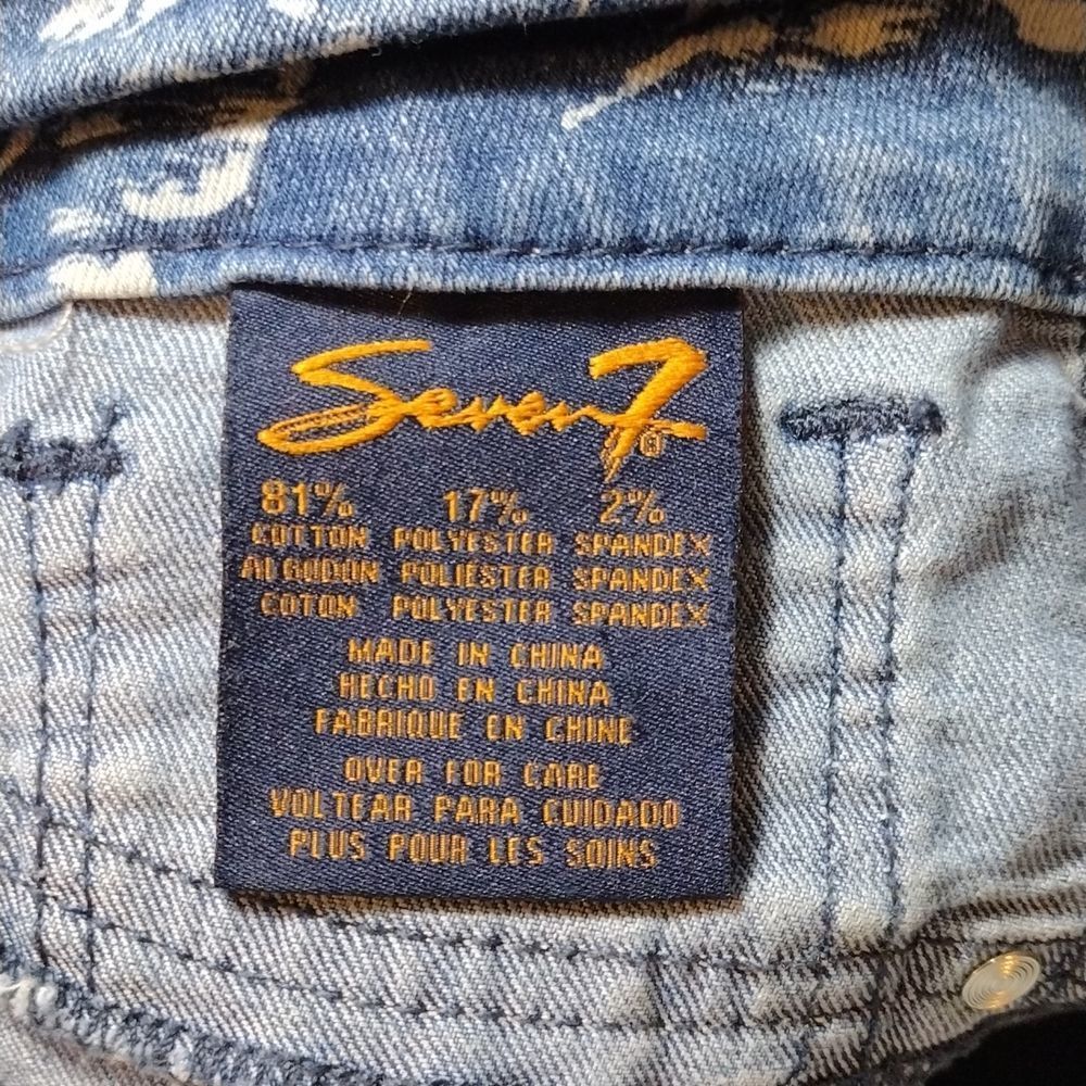 Seven7 Feather Print Skinny Jeans - Picture 12 of 14